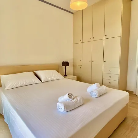 Apartment Resitour - Aphrodite Beachfront *