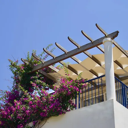 Apartment Resitour - Aphrodite Beachfront Pirgos Psilonerou