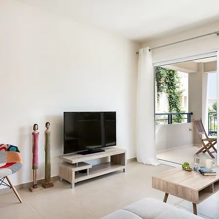 Apartment Resitour - Aphrodite Beachfront Pirgos Psilonerou